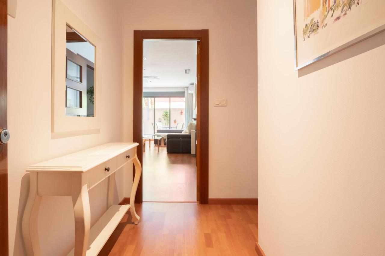 Enjoygranada Lujo Piscina Y Parking Apartment Ngoại thất bức ảnh