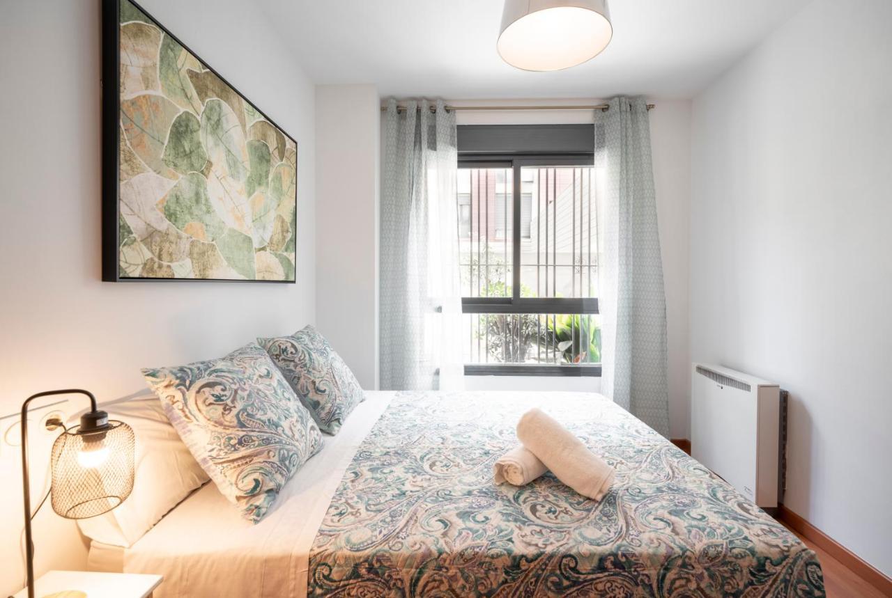 Enjoygranada Lujo Piscina Y Parking Apartment Ngoại thất bức ảnh
