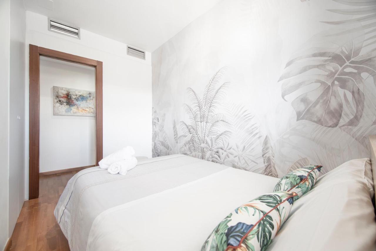 Enjoygranada Lujo Piscina Y Parking Apartment Ngoại thất bức ảnh