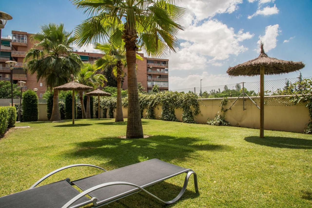 Enjoygranada Lujo Piscina Y Parking Apartment Ngoại thất bức ảnh